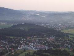Maribor z Pohorje pri vychodu slunce