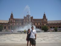 Sevilla - Plaza Espana - My friend and I