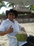 Kolega Fernando na plazi v Zihuatanejo