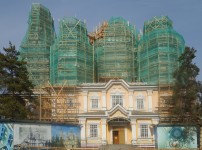 017_Ascension_cathedral_in_Almaty_-_under_the_scaffolding
