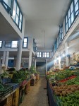 Vegetable_and_fruit_market