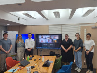 Presentation_at_the_lab